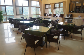 咖啡故事館：容納24人的研討室
